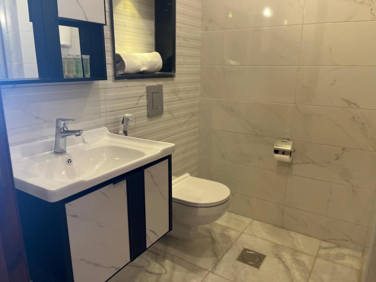 The Palm Hotel Άκαμπα Εξωτερικό φωτογραφία